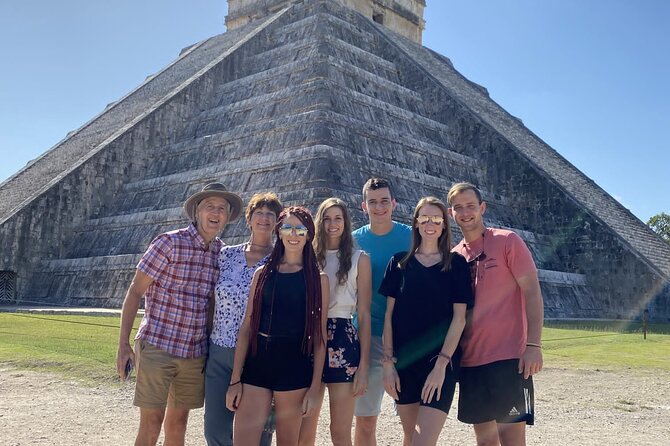 Private Guide Service in the Archaeological Zone of Chichen Itza - The Great Ball Court and the stories of the game
