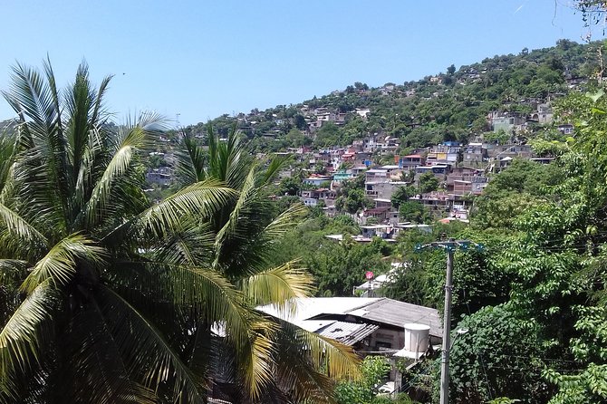 Private Ixtapa and Zihuatanejo City Tour - La Madera Beach provides a calm finish
