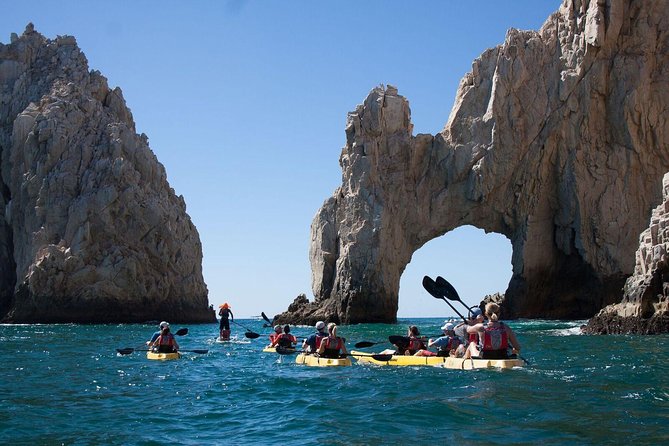 Private Los Cabos Arch & Playa del Amor tour by Glass bottom kayak - Divorce Beach and the edge of Land’s End