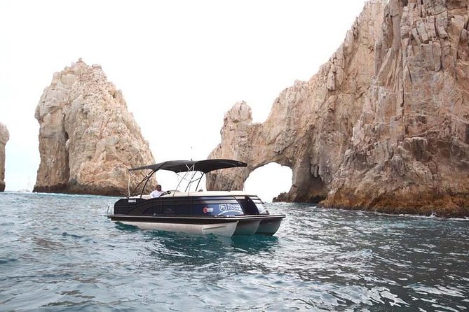 Private Luxury Pontoon Boat, Snorkel, Arch, Sunset & byond - Hotel pickup can add more time than expected