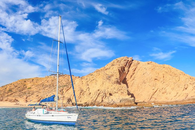 Private Luxury Sailing Cruise in Los Cabos with Lunch and Open Bar - From your Cabo hotel to the marina