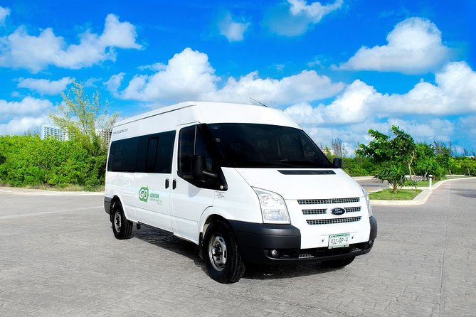 Private Minibus Transfers from Cancun Airport - The drivers make the difference