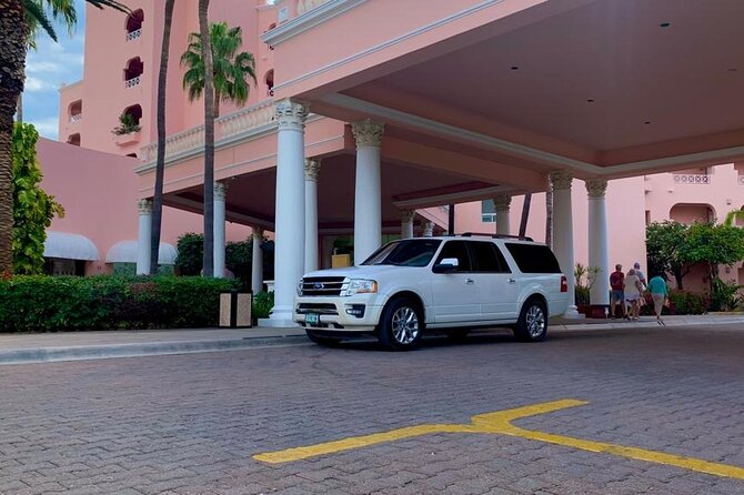 Private One Way Transfer From SJD Airport To Cabo San Lucas - The drivers: Javier, Victor, and the human touch