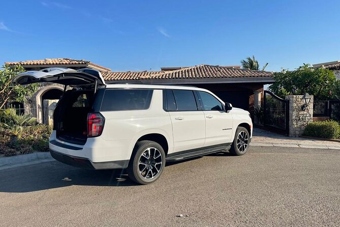 Private one-way trip from the airport to all hotels in Los Cabos - Communication can make or break the experience