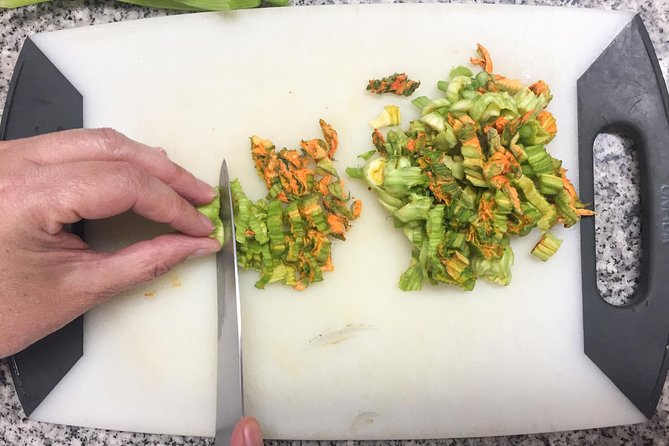 Private San Angel Tour & Cooking Class in Mexico City with Lucia - Choosing Hands-On Cooking or a Demonstration