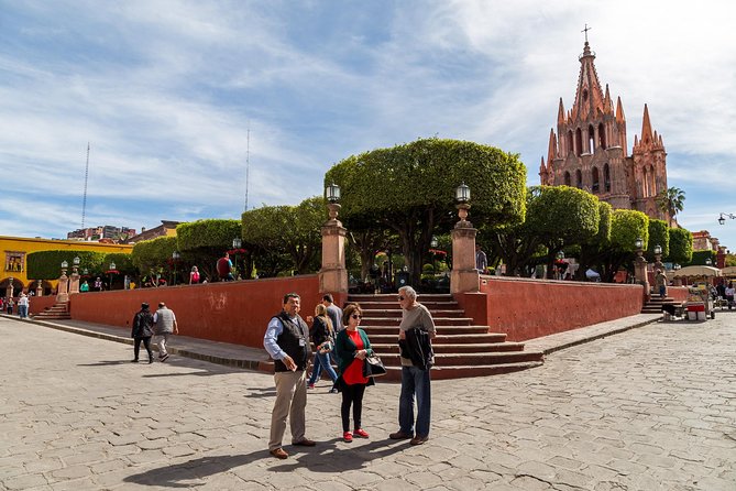 Private San Miguel de Allende Walking Tour - Starting at Casa de Allende and Jardin Allende