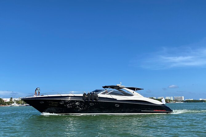Private SUNSEEKER 60 Yacht Experience for up to 20 Guests - Snorkeling near Isla Mujeres and Playa Norte