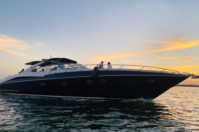 Private SUNSEEKER 60 Yacht Experience for up to 20 Guests - What the 60-foot Sunseeker is really like