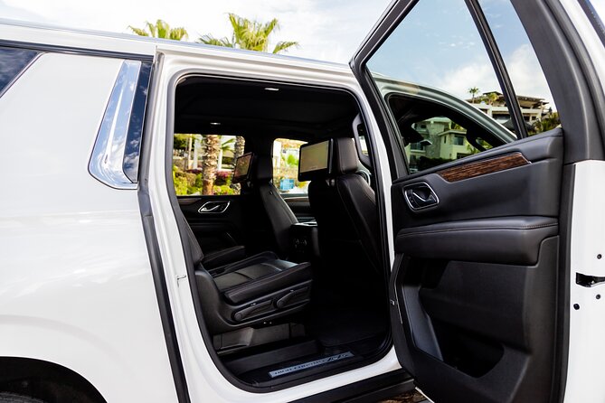 Private SUV Round-Trip from Airport to Hotels in the Corridor - Key points at a glance