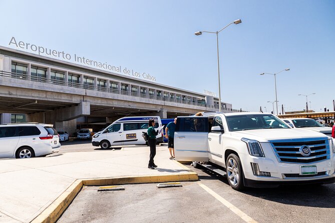 Private SUV RoundTrip from Airport to Hotels in San Jose del Cabo - The ride to San Jose del Cabo