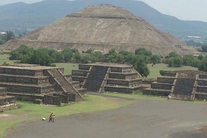Private Tour: Teotihuacan and Guadalupe Shrine - Teotihuacan and the Avenue of the Dead