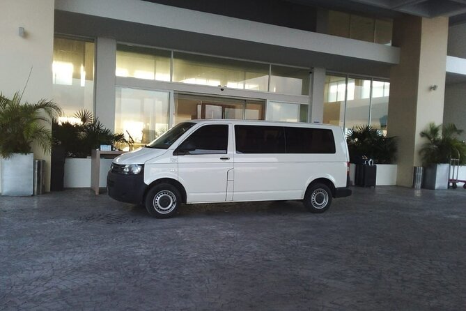 Prívate Transfer: Cancun Airport to Cancun, Playa or Tulum - From Cancun Airport to your front door