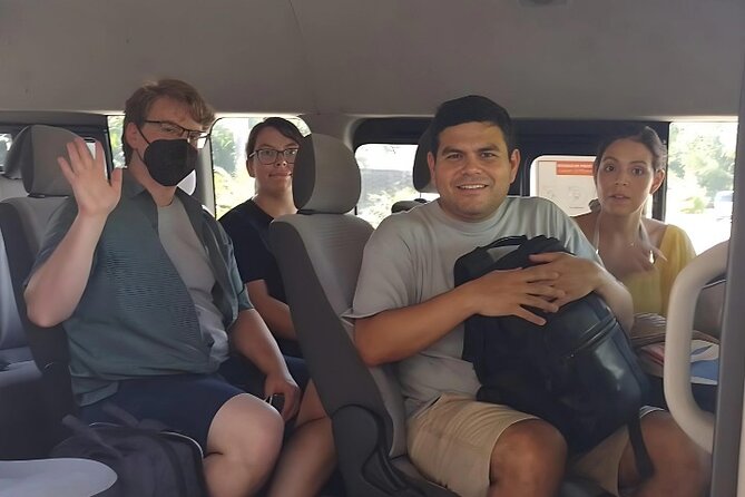 Private Transfer Cancun-Playa del Carmen/Ferry/Puerto Aventuras - Airport meeting points and flight delays
