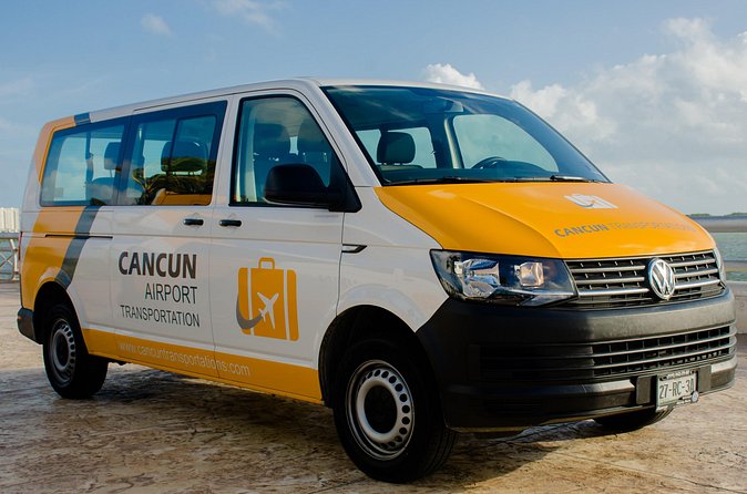 Private Transfer from Cancun Airport to Boulevard Kukulcan - Toyota Hiace comfort for families and small groups