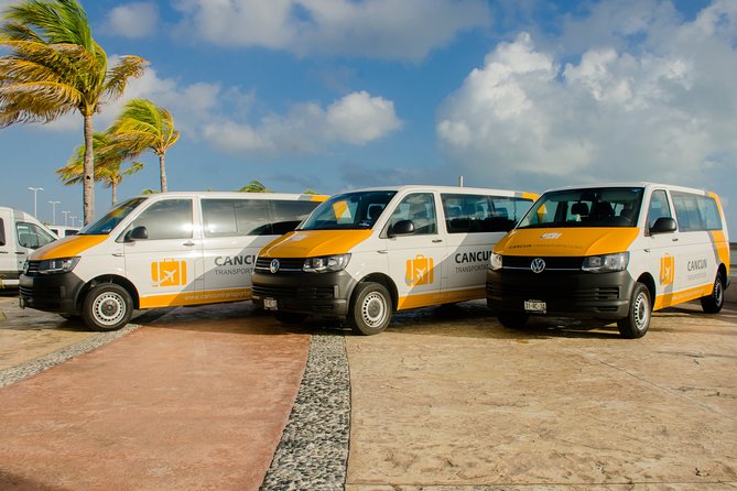Private Transfer from Cancun Airport to Boulevard Kukulcan - What the 15 to 30 minute ride is like