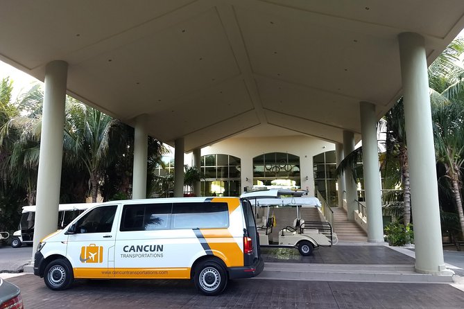 Private Transfer from Cancun Airport to Playa del Carmen - The main risk is not the road, but the handoff