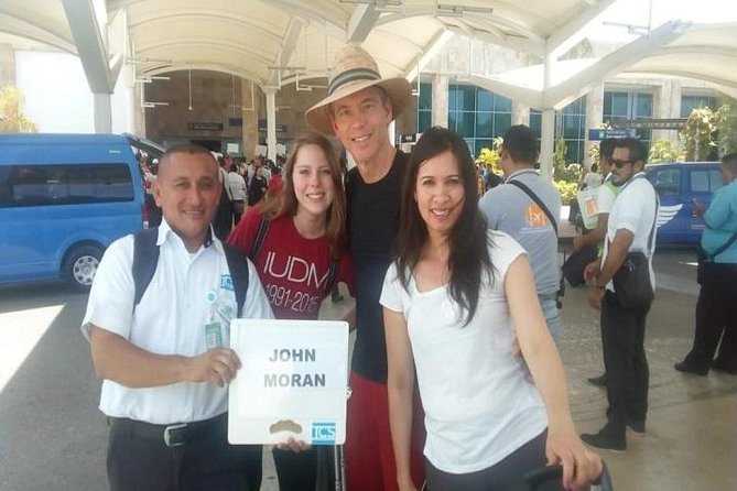 Private transfer round Cancun airport -Playa del Carmen - airport. - Drivers, communication, and comfort