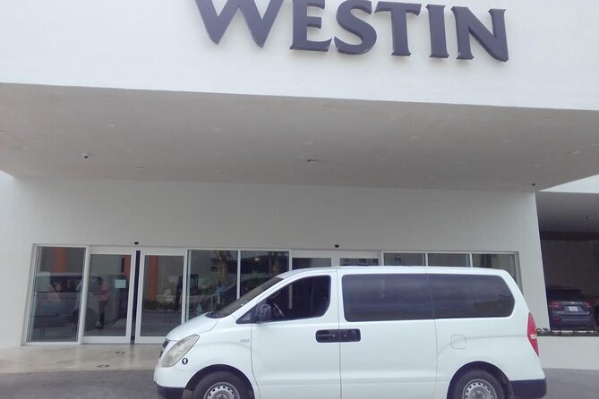 Private transportation from CUN Airport to Cancun Hotel Zone - A direct 15 to 40 minute ride to your address