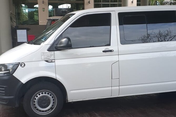 Private transportation from CUN Airport to Cancun Hotel Zone - Hotel drop-off and return arrangements