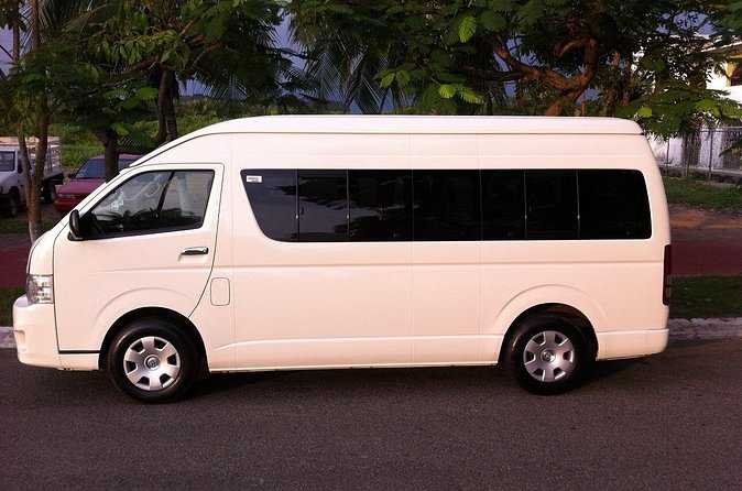 Private Transportation from the Zihuatanejo Airport to your hotel in Ixtapa - The first 30 to 40 minutes in Ixtapa