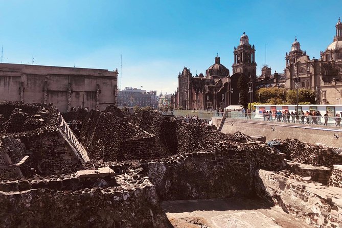 Private Walking Tour Gems of the Historic Center of Mexico City - Metropolitan Cathedral and a chance to see beyond the main nave