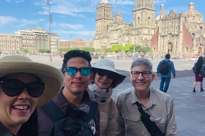 Private Walking Tour Gems of the Historic Center of Mexico City - Casa de los Azulejos and the remains of San Francisco