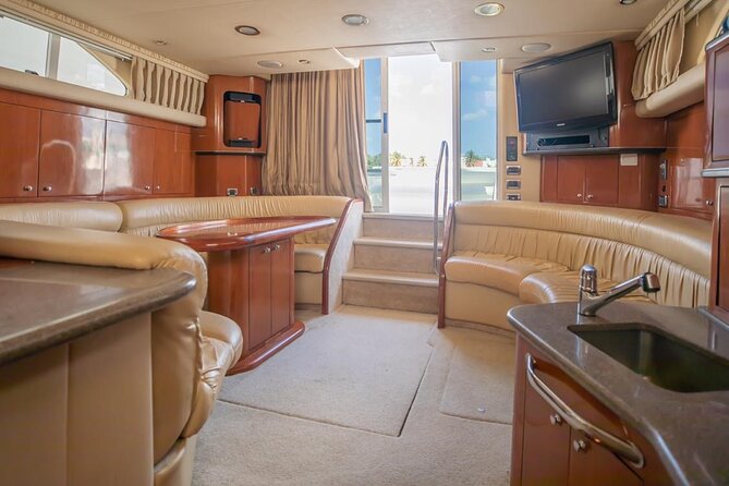 Private Yacht - 46 ft SeaRay Cancun Bay Snorkel 23P4 - Isla Mujeres, snorkeling, and Playa Norte