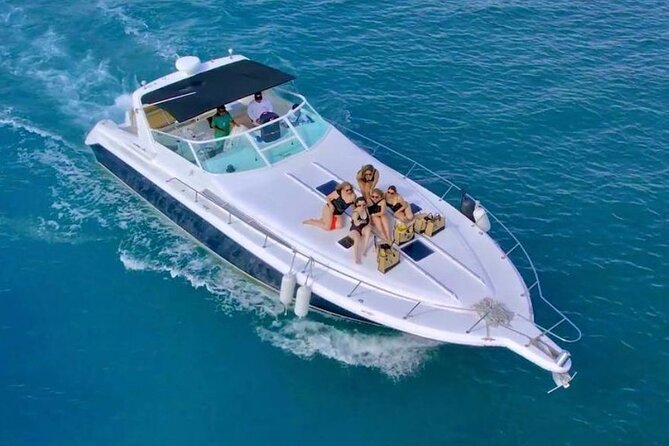 Private Yacht 46ft Sea Ray Snorkel up to 15 pax 23P2 - Leaving Sunset Marina in Cancun