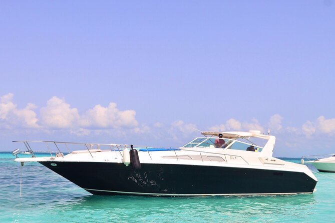 Private Yacht 46ft Sea Ray Snorkel up to 15 pax 23P2 - Cruising Cancun’s Caribbean Water