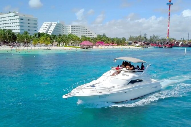 Private Yacht Rental Sea Ray 46ft Cancun 23P3 - Swimming, snorkeling, and time at anchor