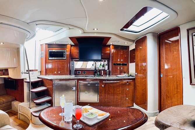Private Yacht Sea Ray all-inclusive charter in Cabo - Snorkeling, paddleboards, and the floating mat