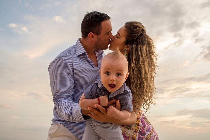 Professional photographer - Puerto Vallarta - Nuevo Vallarta, photo session - Why a beach photo session can be your best Vallarta souvenir