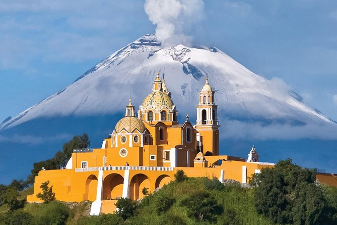 Puebla and Cholula Day Trip from Mexico City - Puebla’s colonial center and church interiors