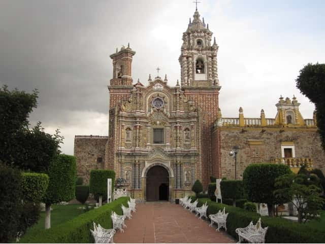 Puebla: Cholula Magical Town Tour by Double-Decker Bus - The wizard’s house and the return through local Cholula