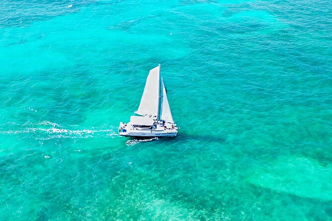 Puerto Morelos Catamaran Reef Sail and Snorkel - Sailing, lunch, and the open bar