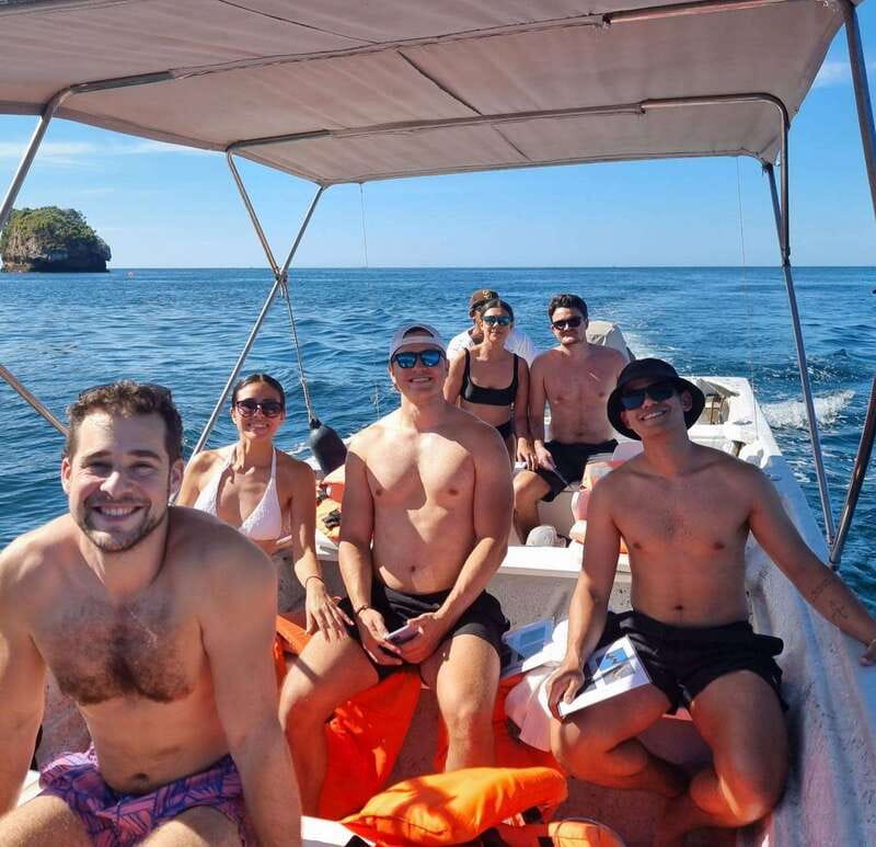 Puerto Vallarta: Los Arcos Islands Boat Tour and Snorkeling - The guides make this more than a boat transfer