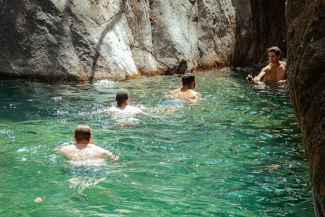Puerto Vallarta Waterfall Hike - Time, group size, and the real value