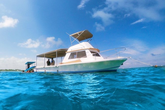 Reef Snorkeling in National Park from Cancun with Beachside Lunch - The tequila presentation and optional purchases