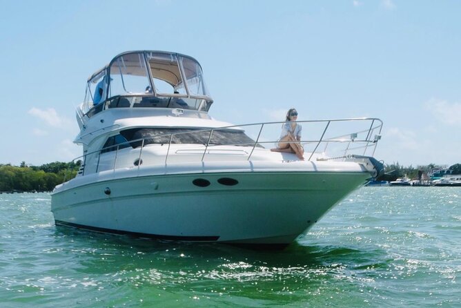 Rent a Private 46ft Yacht in Cancun - What the crew adds to the day