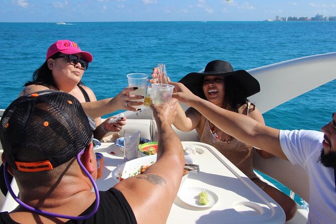 Rent a Private 46ft Yacht in Cancun - Yacht comfort and condition: the part to inspect