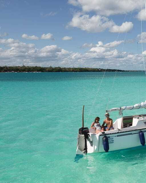 Sailboat tour in the seven colors lagoon of Bacalar - Bird Island and Bacalar’s quieter side