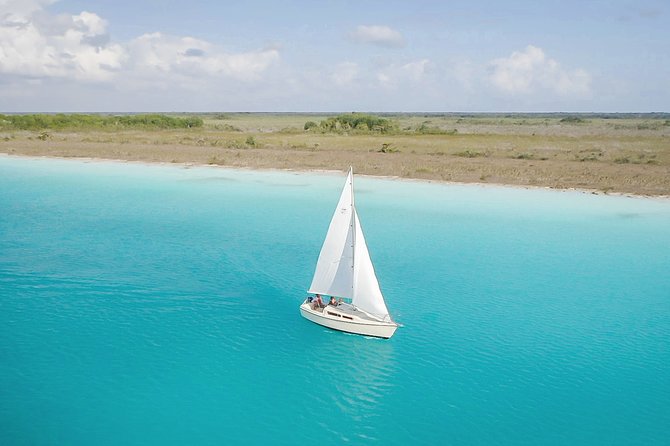 Sailing Tour through the Lagoon of the 7 Colors - Setting out from Casa China Bacalar