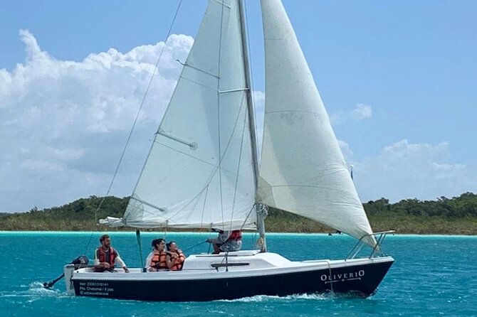 Sailing Tour through the Laguna de los Siete Colores - Starting at Casa Sirena in Bacalar
