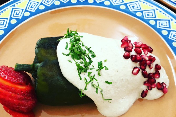 San Jose del Cabo Cooking Class Experience and Local Markets - Margaritas, tequila tasting, and the social side