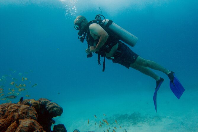 Scuba Diving (1st time) in Cancun Beginner's WELCOMED! - Learning Scuba Before the Boat