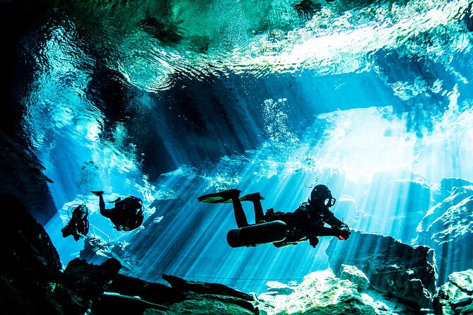 Scuba Diving in Cenote Kukulkan from Playa del Carmen - The surface interval and second route