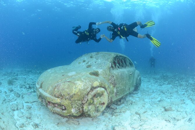 Scuba Diving Under Water Museum and Reef for beginners - Pool practice is the most important part