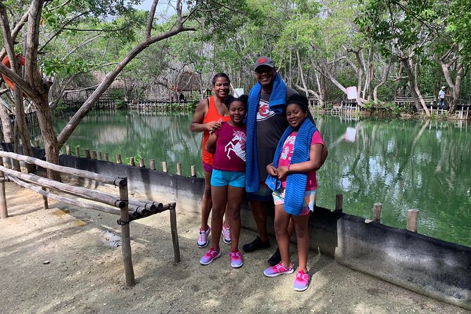 Sergio’s 5 in 1 Tour, All Included - Xtampú: pink water, salt, and a hands-on local lesson