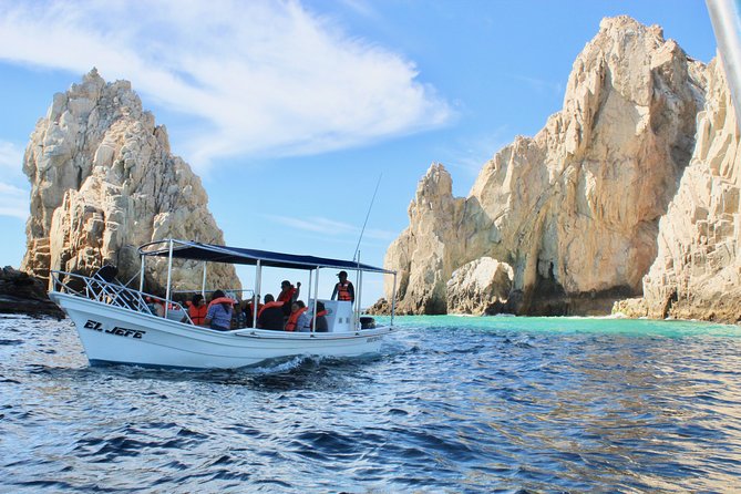 Shared ride to the arch of Cabo San Lucas - Why this one-hour ride works so well