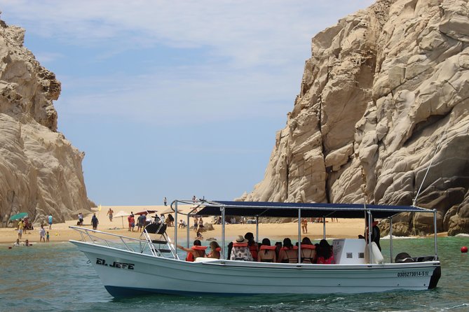 Shared ride to the arch of Cabo San Lucas - Price, group size, and overall value